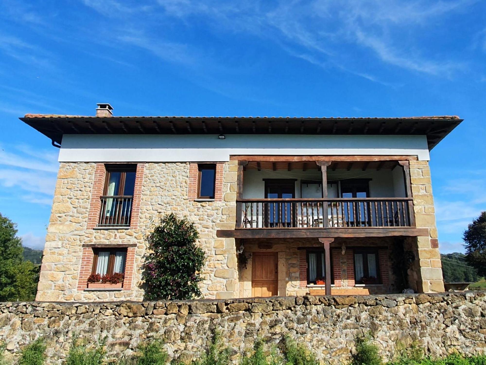 Villa La Torre Arriondas Exterior foto